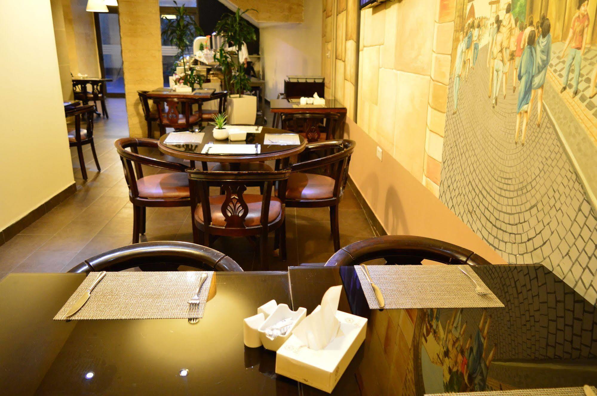 Nadine Hotel Suites Amman Dış mekan fotoğraf