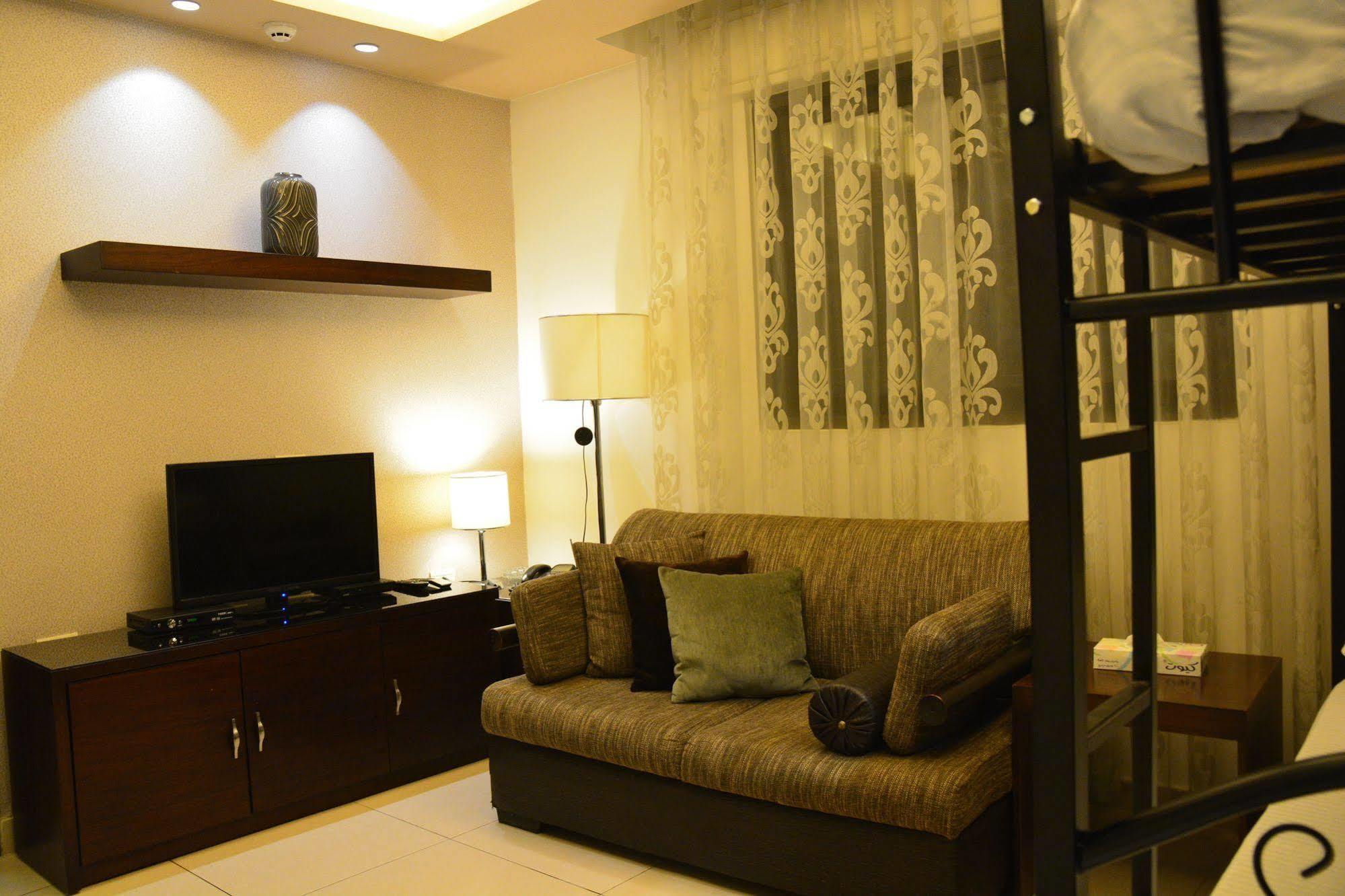 Nadine Hotel Suites Amman Dış mekan fotoğraf