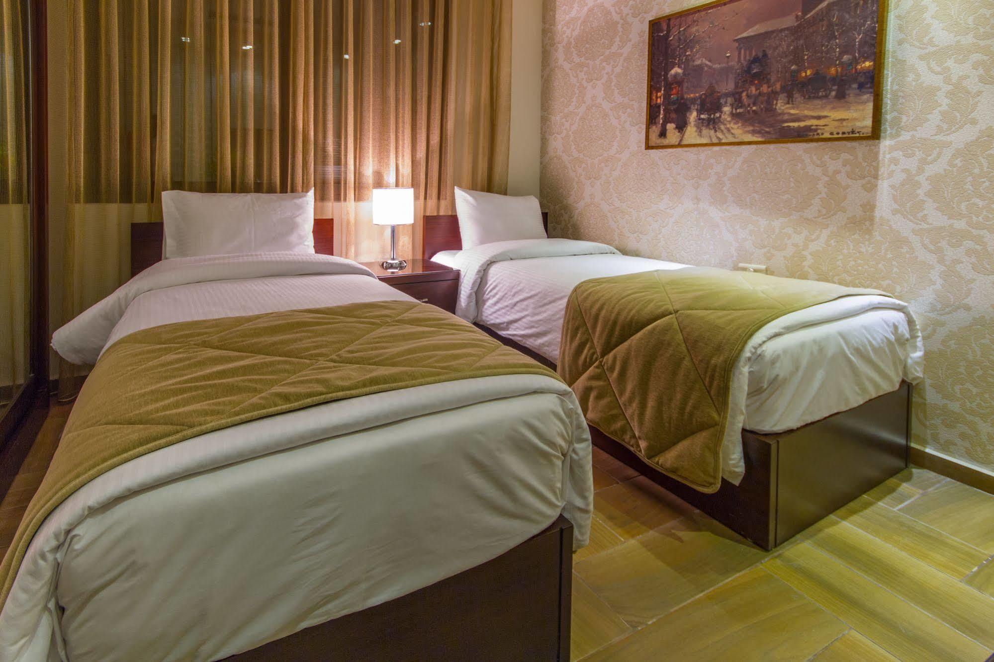 Nadine Hotel Suites Amman Dış mekan fotoğraf