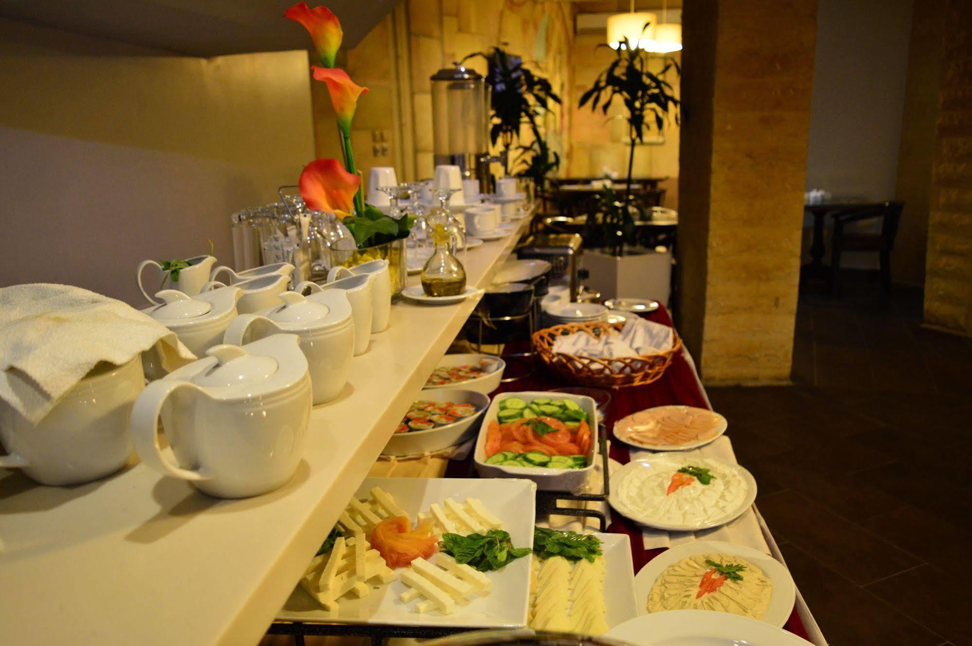 Nadine Hotel Suites Amman Dış mekan fotoğraf
